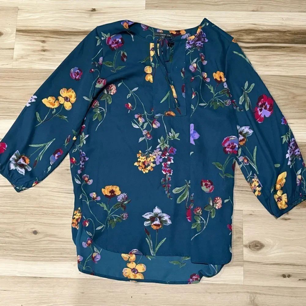 Stitch Fix West Kei Blue Floral Tropical Blouse Women’s Small